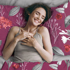 Bettwäsche "Blumen" - Beere / 135x200 + 40x80 cm Pure Label